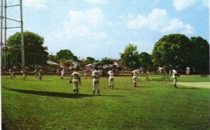 440f5-huggins_field_1